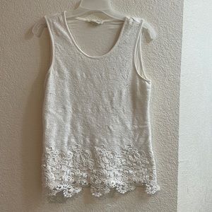 Sleeveless lace blouse